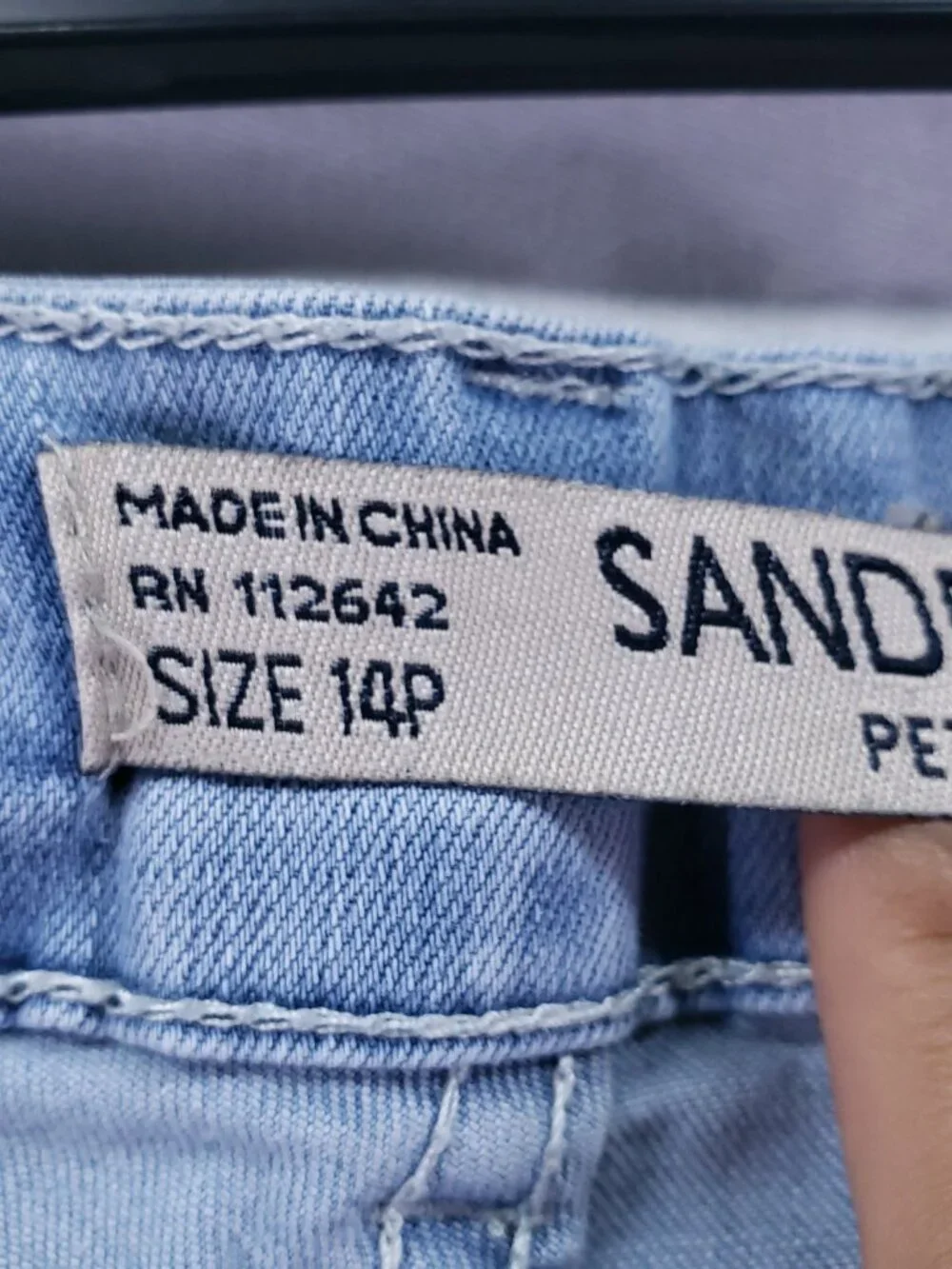 Sandpiper Petite Bermuda Jean Shorts Womens 14P Embroidered Denim Stretch Floral